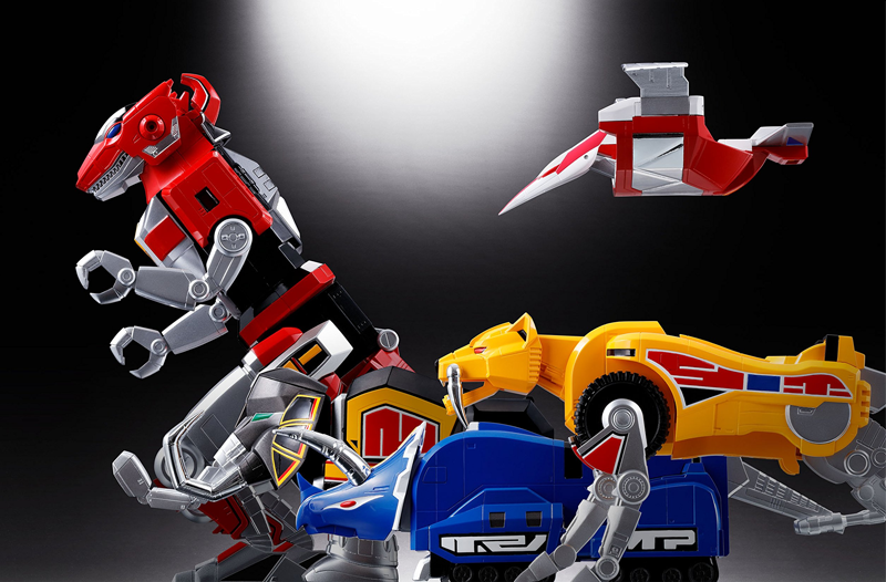 Illustration for article titled Whoa, Look at This Amazing Power Rangers Megazord Toy